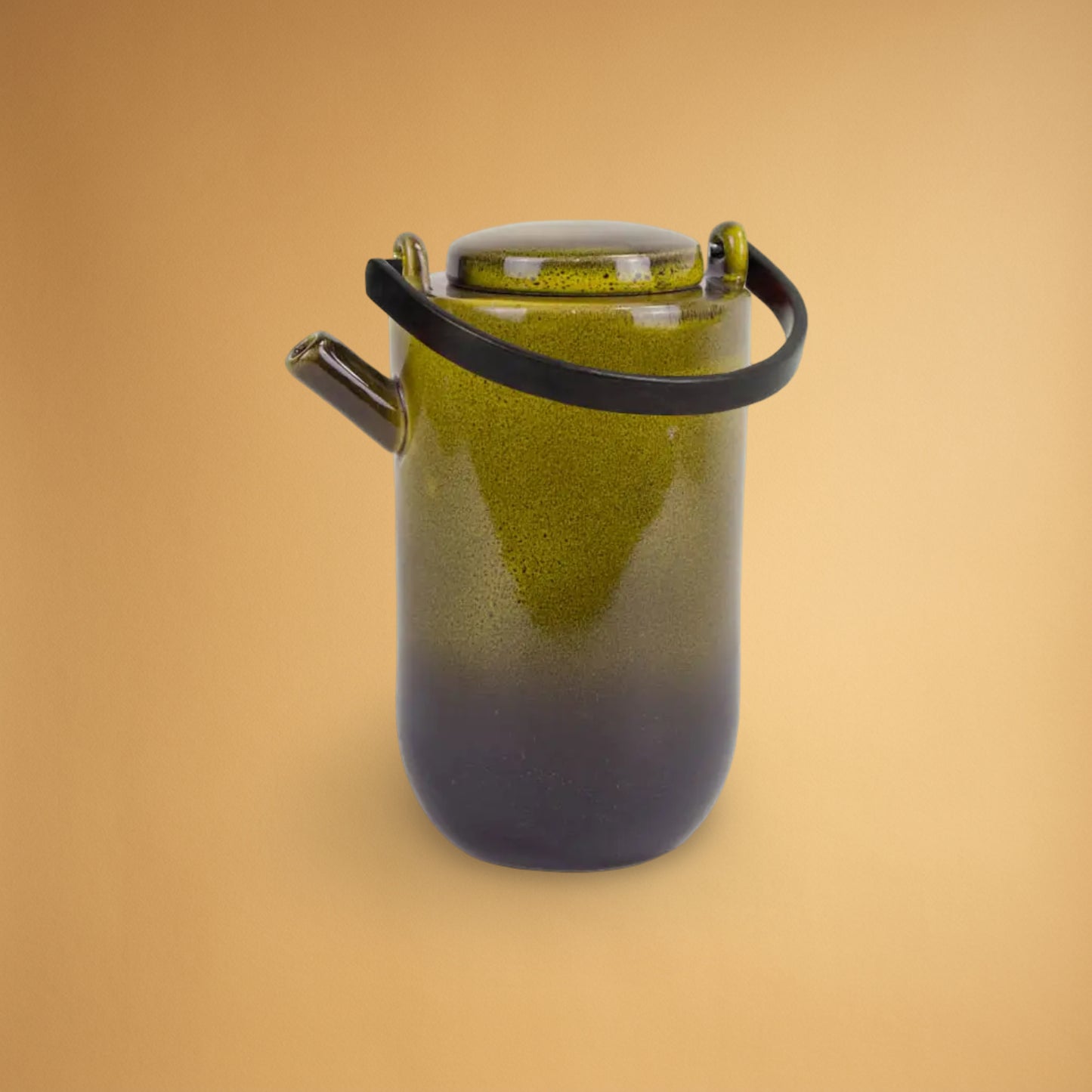 Rivet – Tea pot