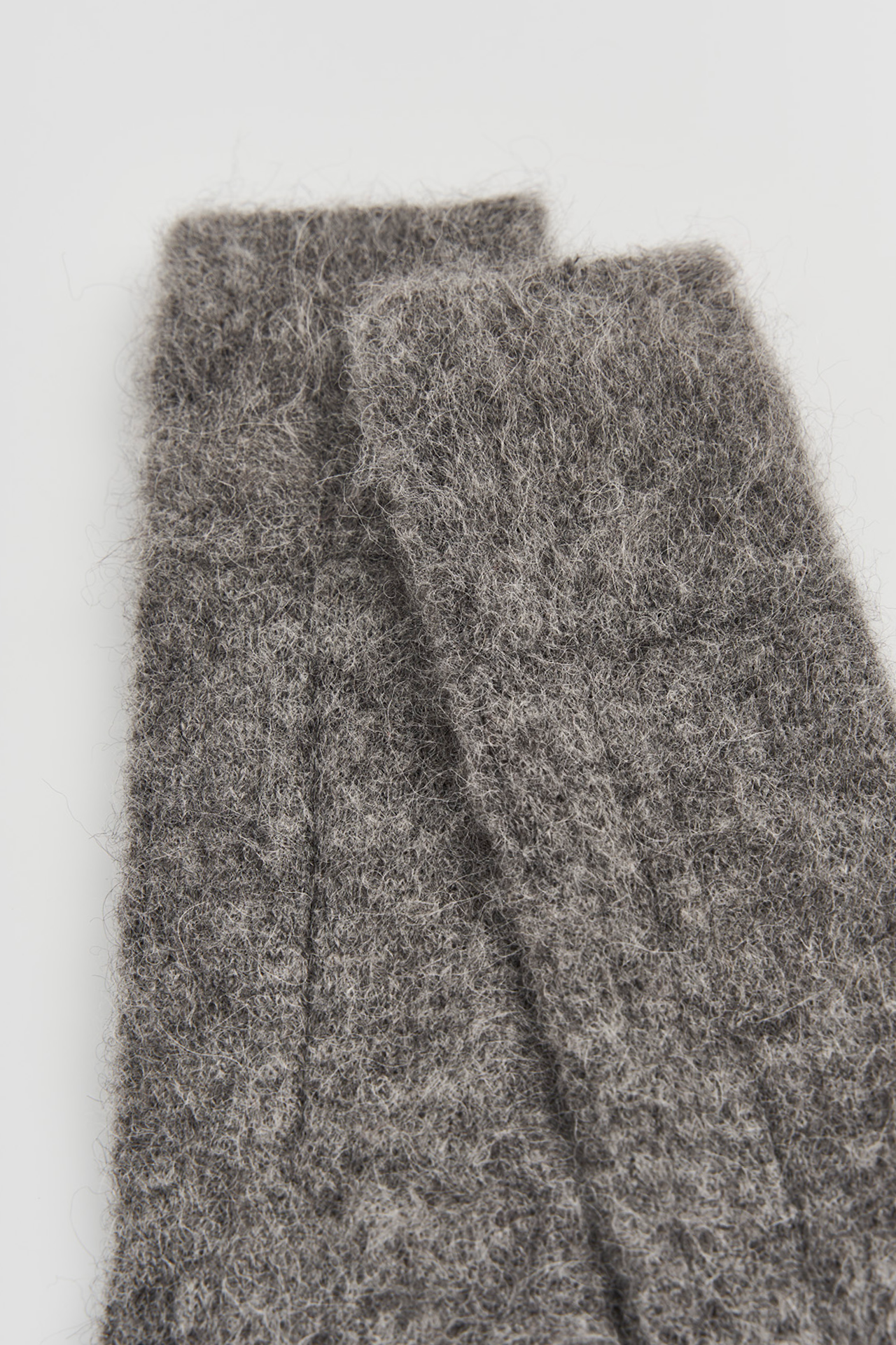Pairs – Smoke Grey Ultra Soft Alpaca Ribbed Bed Socks