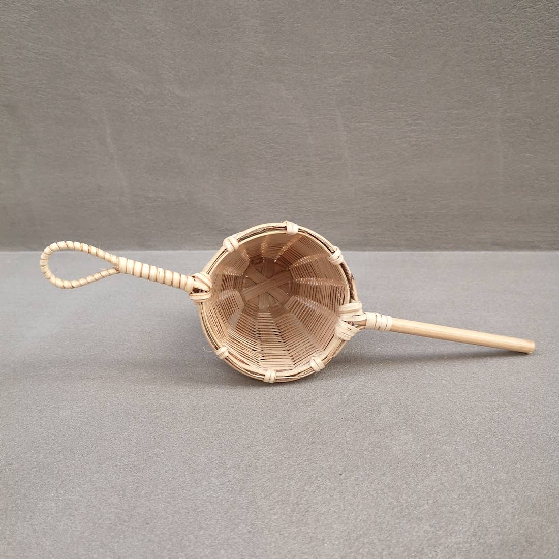 Rattan tea strainer