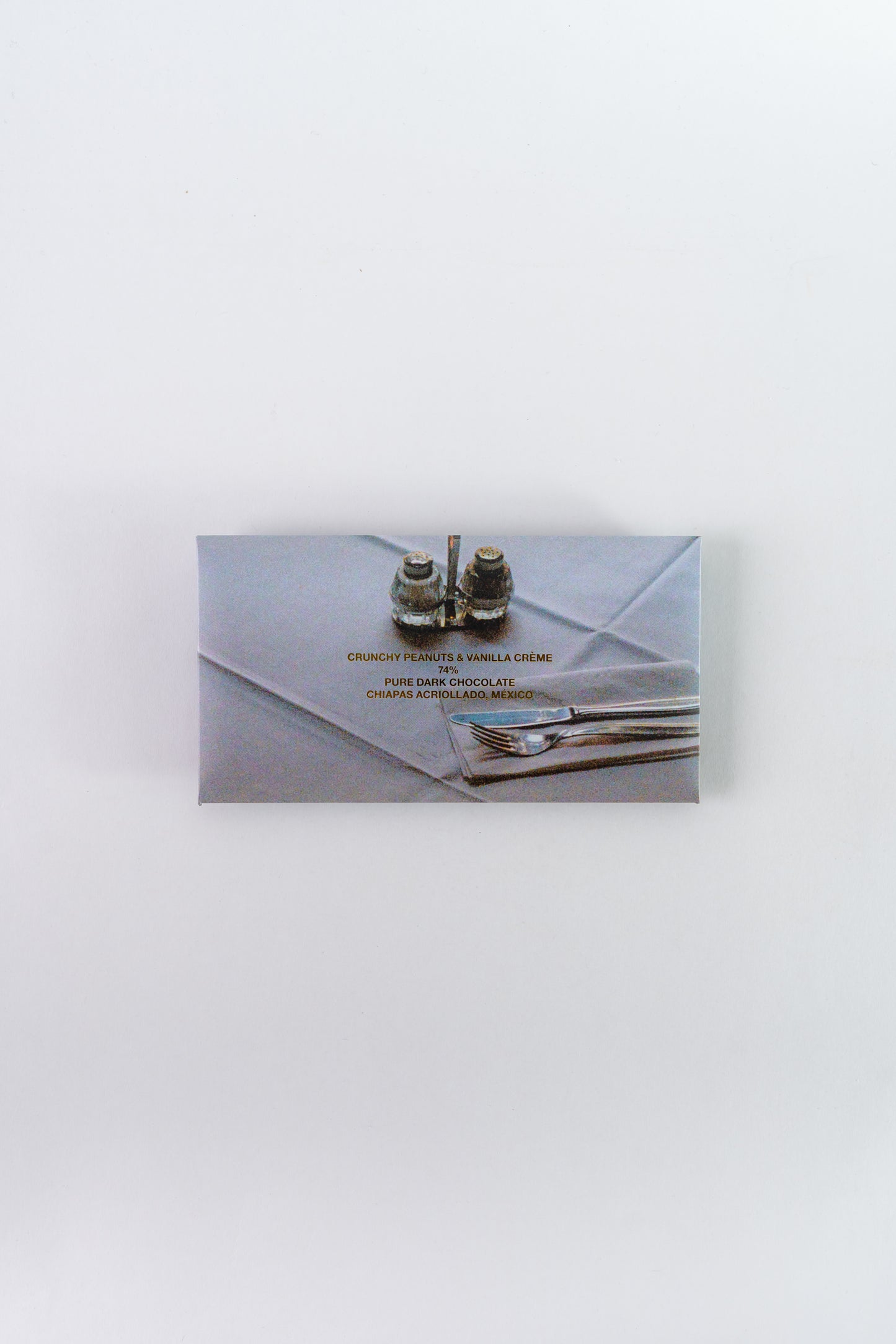 Casa Bosques – CRUNCHY PEANUTS & VANILLA CREME 74%