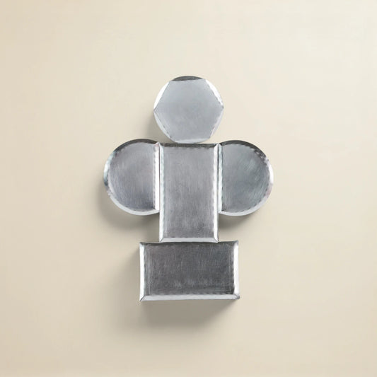 Narrative objects – Gu-min metal plate