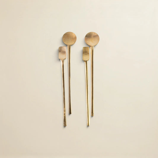 Narrative objects – long metal spoon