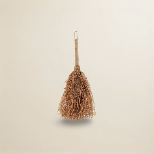 The Grumpy Broom - Natural