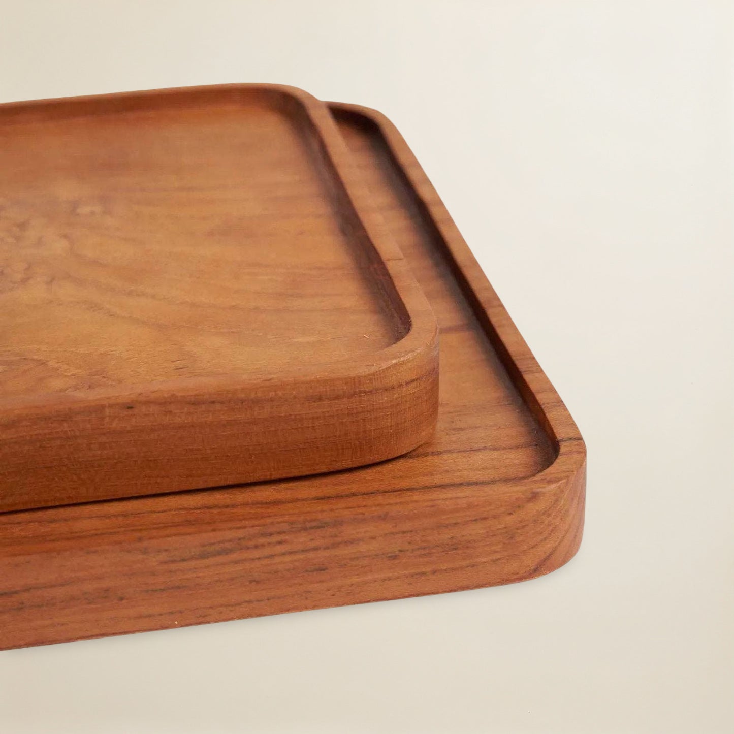 The Teak Square Plate - Natural - M