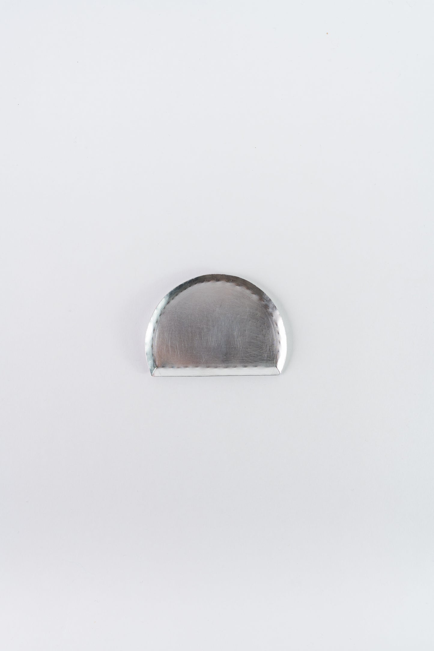 Narrative objects – Gu-min metal plate