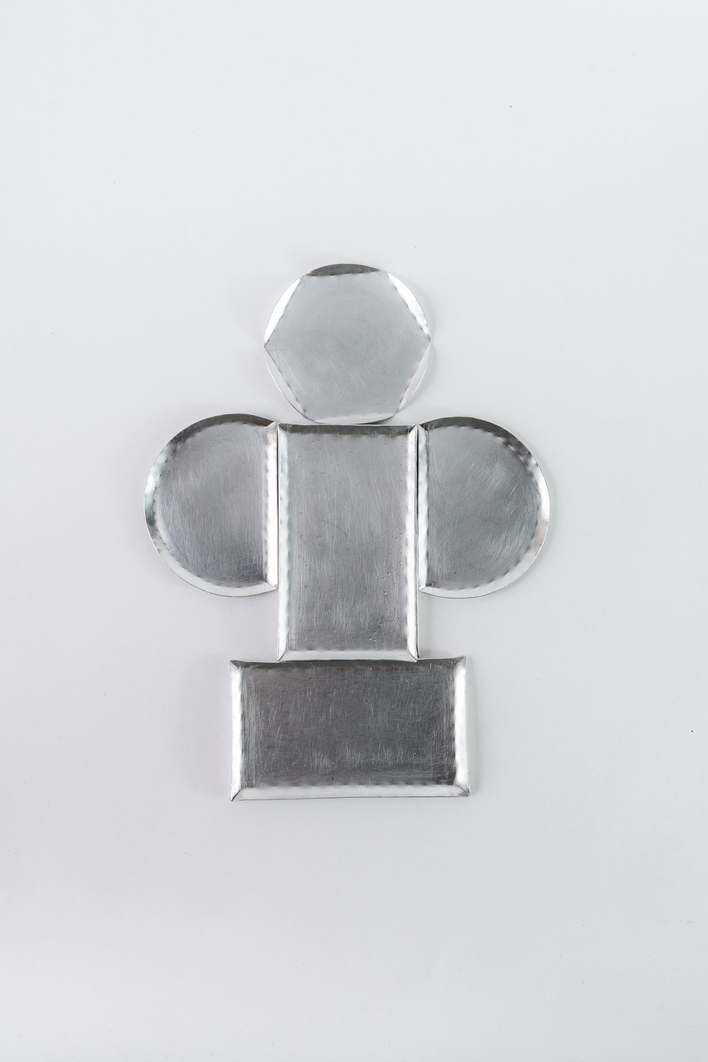 Narrative objects – Gu-min metal plate