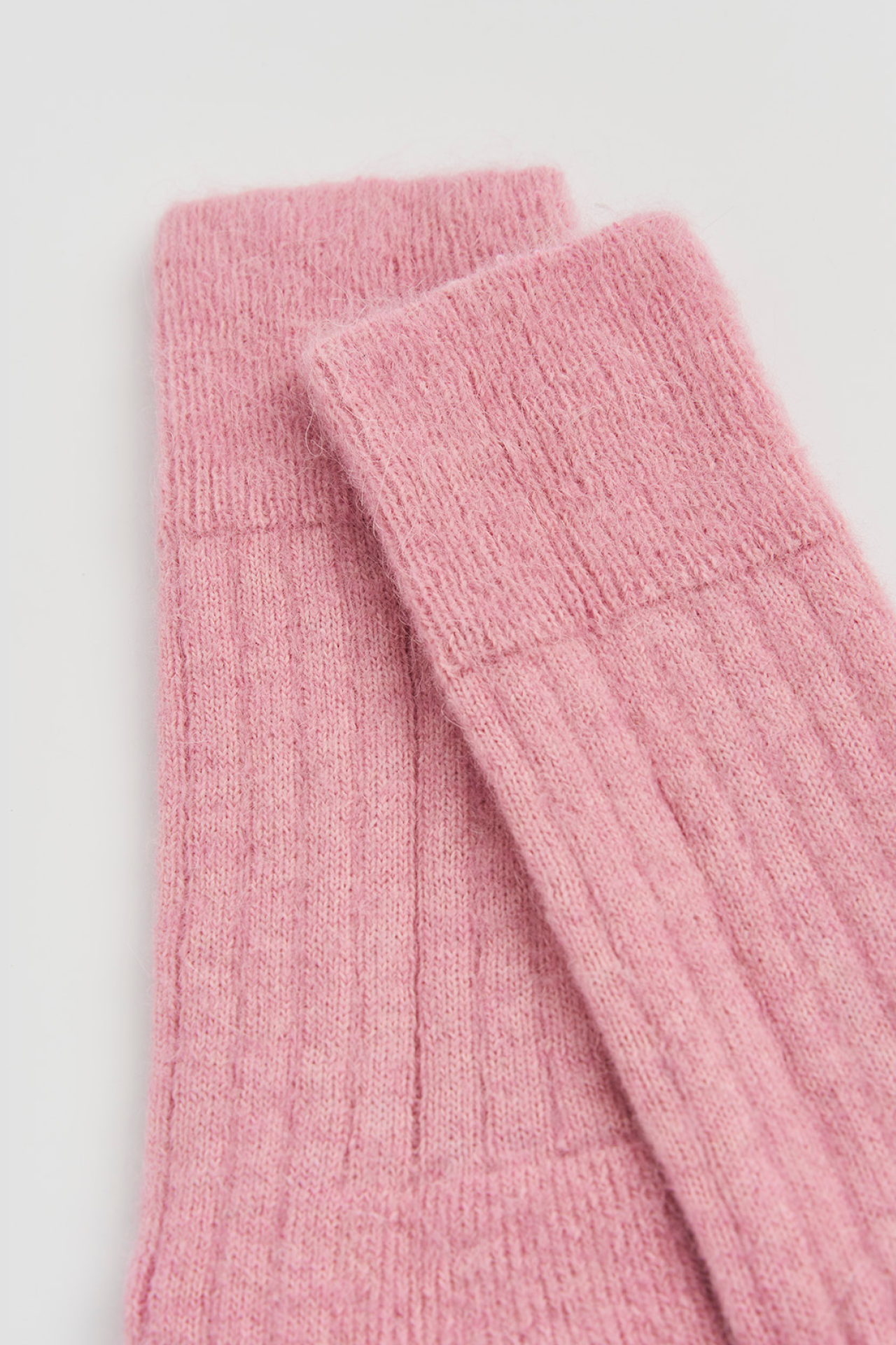 Pairs – Sherbet Pink Ultra Soft Alpaca Ribbed Bed Socks